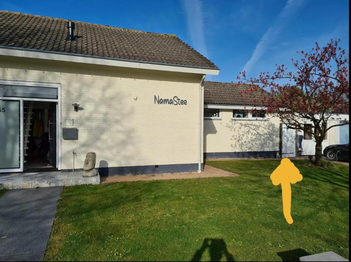 Namastee Aan Zee Bed & Breakfast Vlissingen Exterior photo